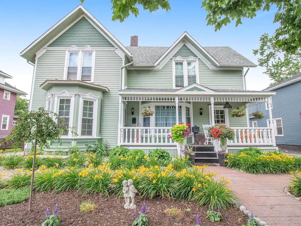 518 E Main