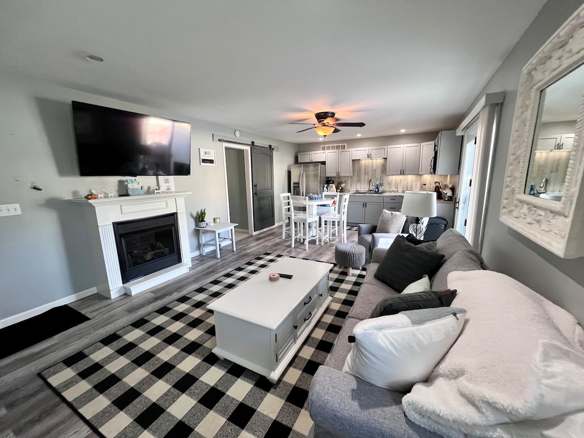 Private Suite in Grand Blanc
